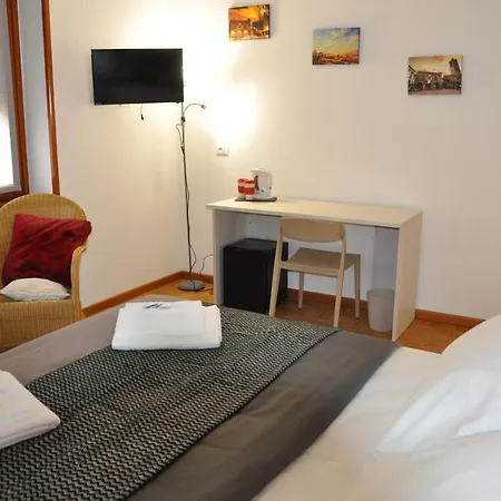 Citywalls Гостьовий будинок