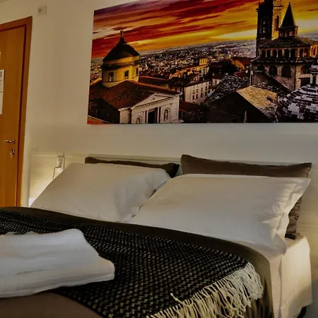 Citywalls Гостьовий будинок 3*