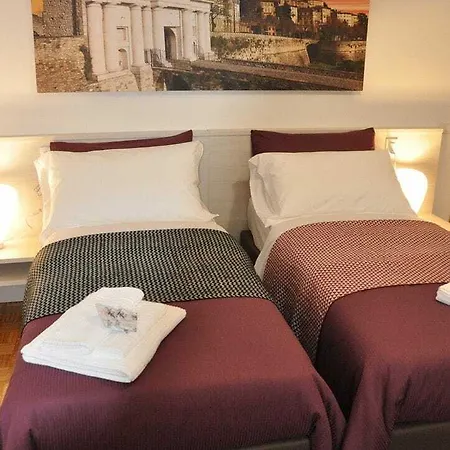 Citywalls Гостьовий будинок Бергамо