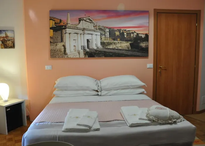 Citywalls בית הארחה